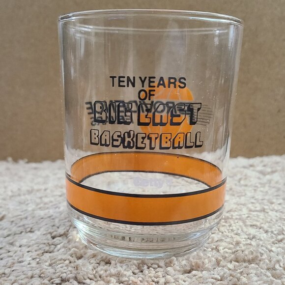 Vintage Providence Friars NCAA 10 Year Big East Juice Drinking Glass Getty 4" - Picture 2 of 2